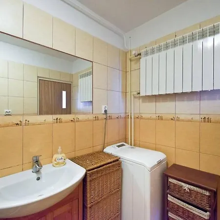 Azyl W Srodku Miasta Apartmán *
